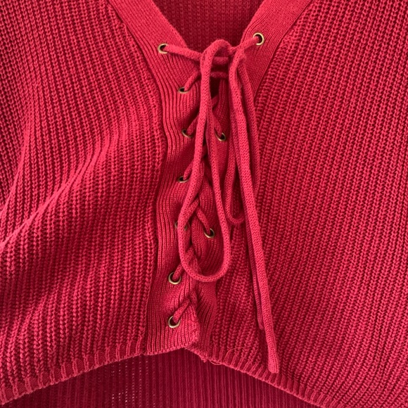 Lace Up Cropped Knit Sweater - Picture 2 of 4